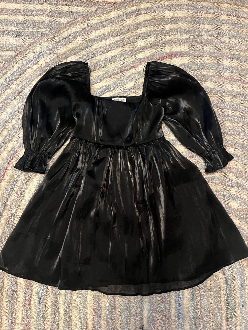 Shiny Black Puff-Sleeve Mini Dress with Square Neck